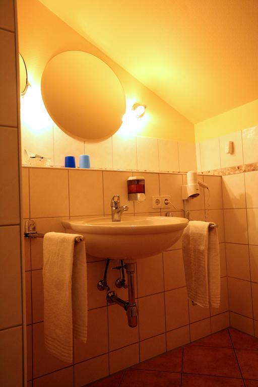 Güby Hotel & Restaurant Schlei-Liesel المظهر الخارجي الصورة